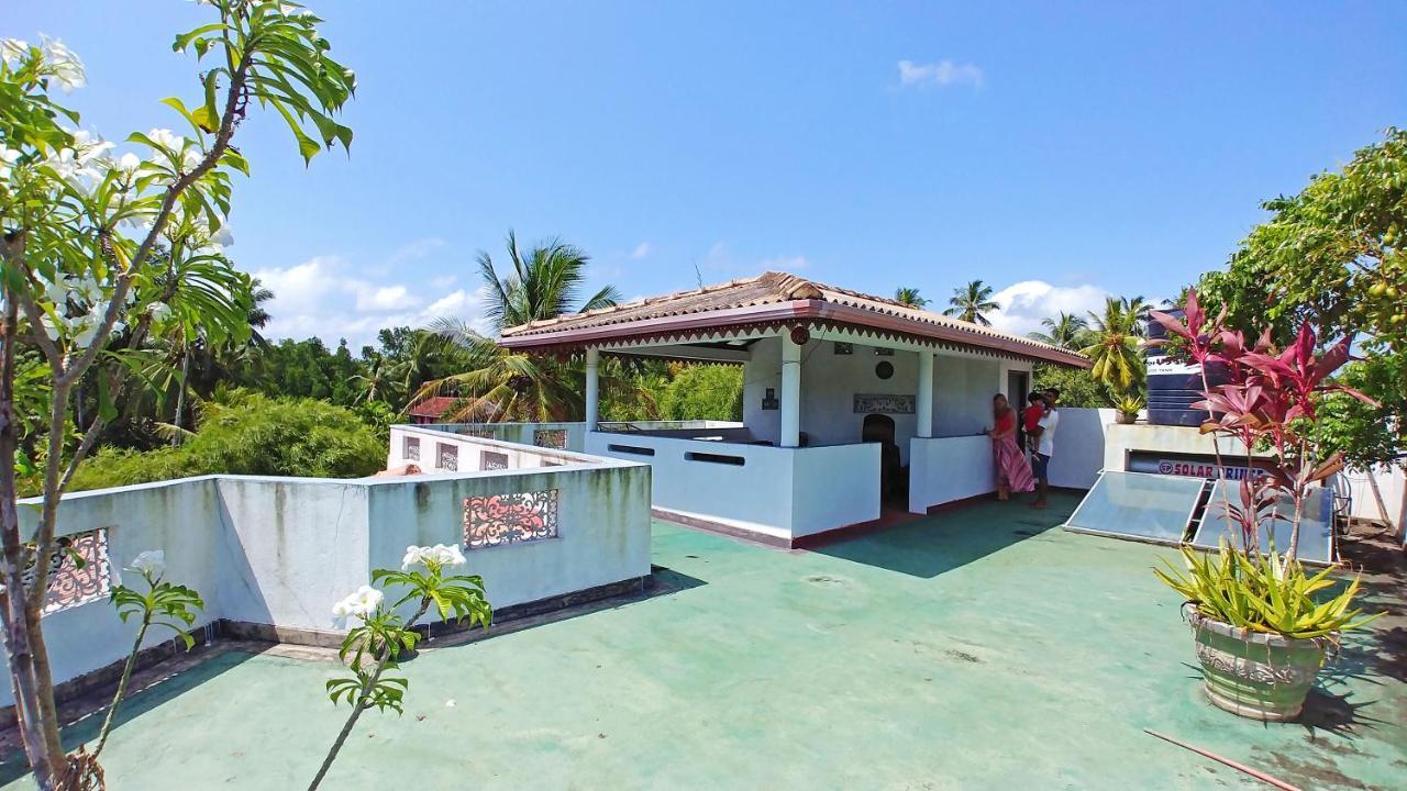 Guest House Basilea Beruwala Exterior photo